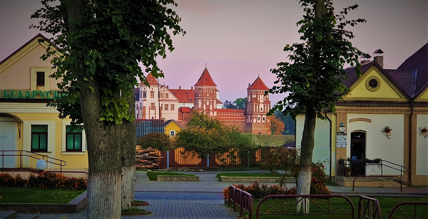 Город Мир, Беларусь